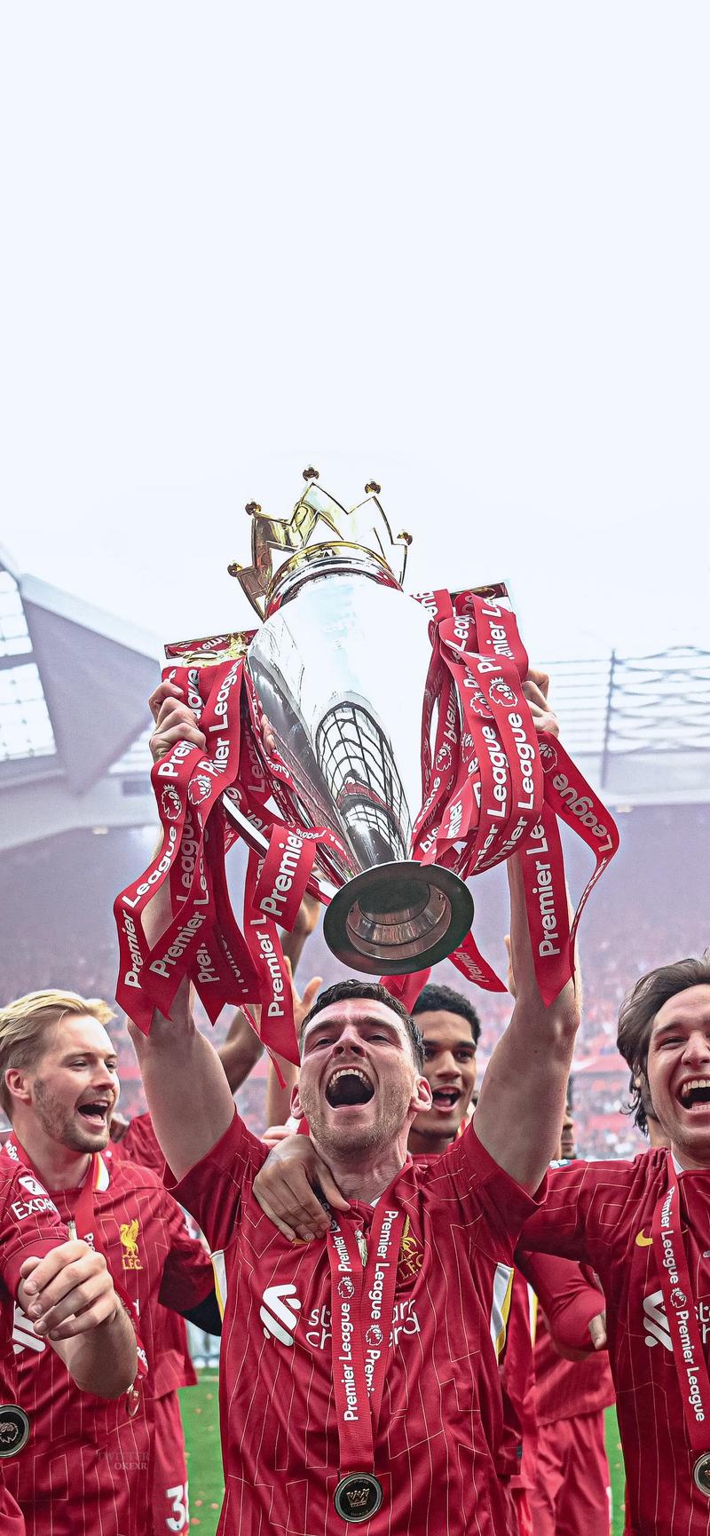 2025／26赛季英超：英超悬念复活！曼城已进入“恐怖追击”模式（2025／26英超：悬念重燃，曼城已切换至“恐怖追赶”模式）