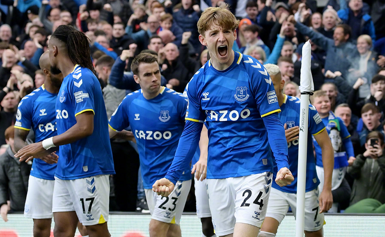 欧媒：拉索正领跑埃菲斯主教练候选，预计将接替科科斯科夫（欧媒：拉索成埃菲斯主帅头号热门，有望接替科科斯科夫）