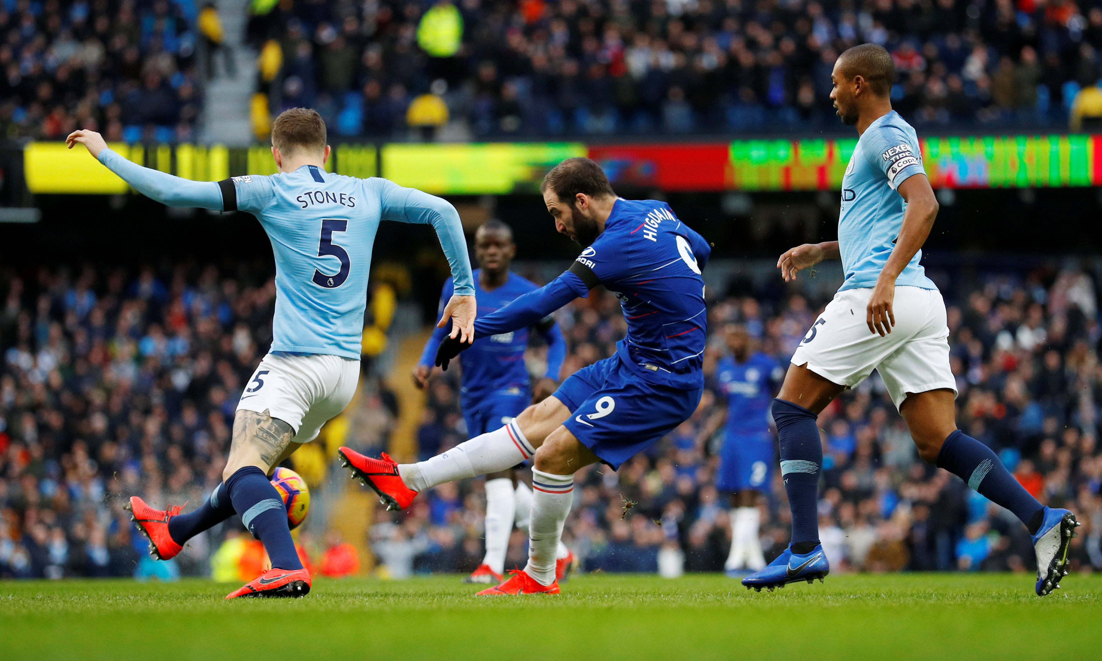 戈麦斯：卷入兴奋剂案时塞维没有提供任何帮助，我非常失望（戈麦斯：陷入兴奋剂事件时，塞维利亚未给予任何支持，我非常失望）