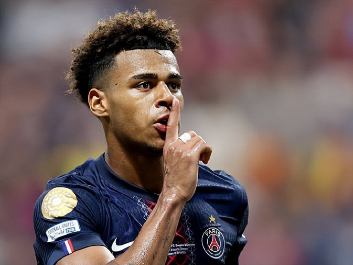 东亚杯迎熟悉的荣誉之战!数据示中国男足赢球（东亚杯再现荣誉之战，数据看好国足告捷）