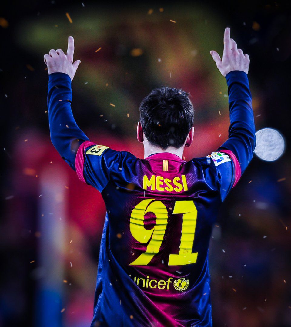 官方：巴萨中卫克里斯滕森左膝前十字韧带部分撕裂（巴萨官宣：中卫克里斯滕森左膝前交叉韧带部分撕裂）