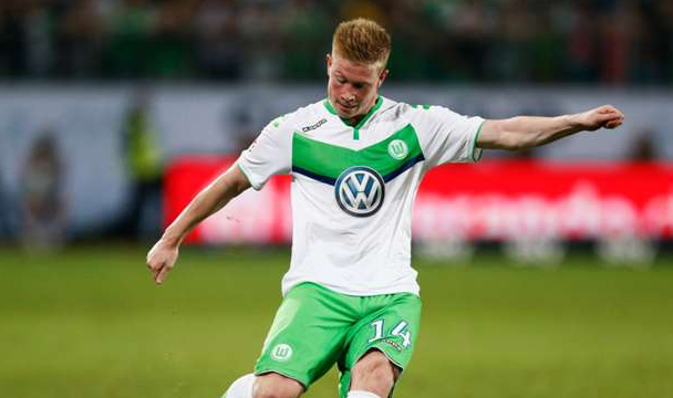 阿森纳成为第二支，在小组赛／联赛阶段10连胜的英伦球队（阿森纳成英伦足坛第二支在小组赛或联赛阶段豪取十连胜的球队）