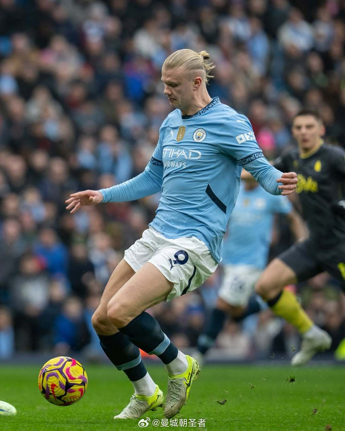 今晚能否进球？塞鸟发布亚冠主场对阵麦克阿瑟个人海报（塞鸟发布亚冠主场战麦克阿瑟个人海报：今夜能破门吗？）