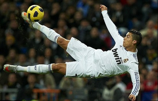 三分一箭穿心，全场沸腾（一记三分穿网，全场瞬间引爆）